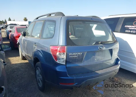 2010 Subaru Forester 2.5X из США, поврежденный, VIN JF2SH6BC1AH770255